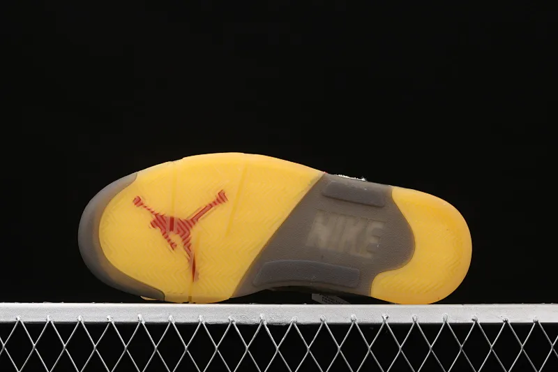 All categories Air Jordan Jordan series basketball shoes Air Jordan 5 J version OF x Air Jordan 5 AJ5 Qiao 5 Baifan Jin Chanyi DH8565-100